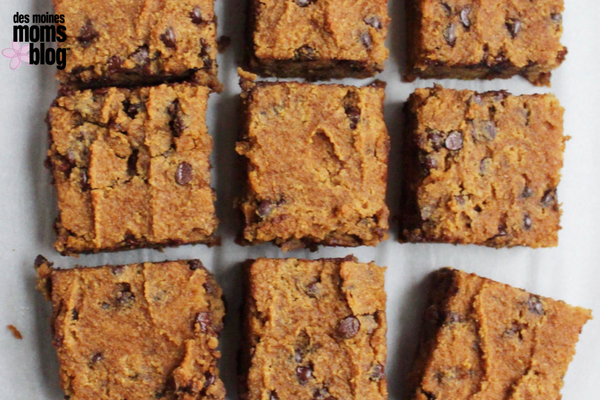 Healthy Chocolate Chip Cookie Bars