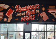 local book stores in Des Moines Reading In Public